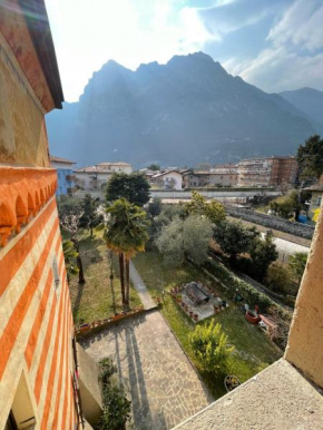 Torre Alboletta Apartment